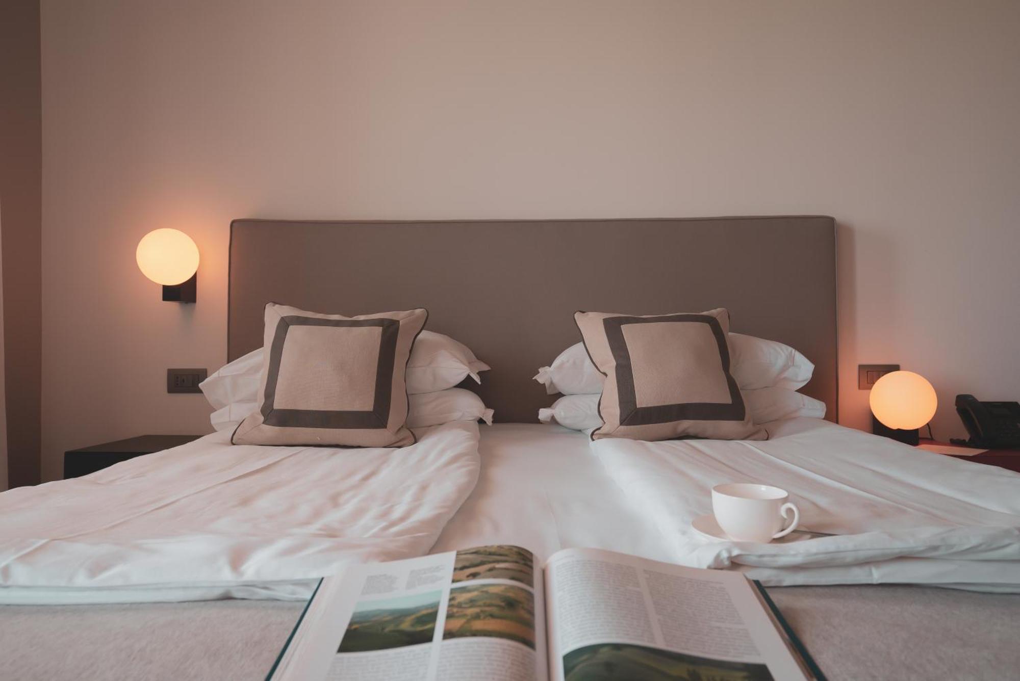 Natiia Relais - Adults Only Hotel Lazise Ruang foto